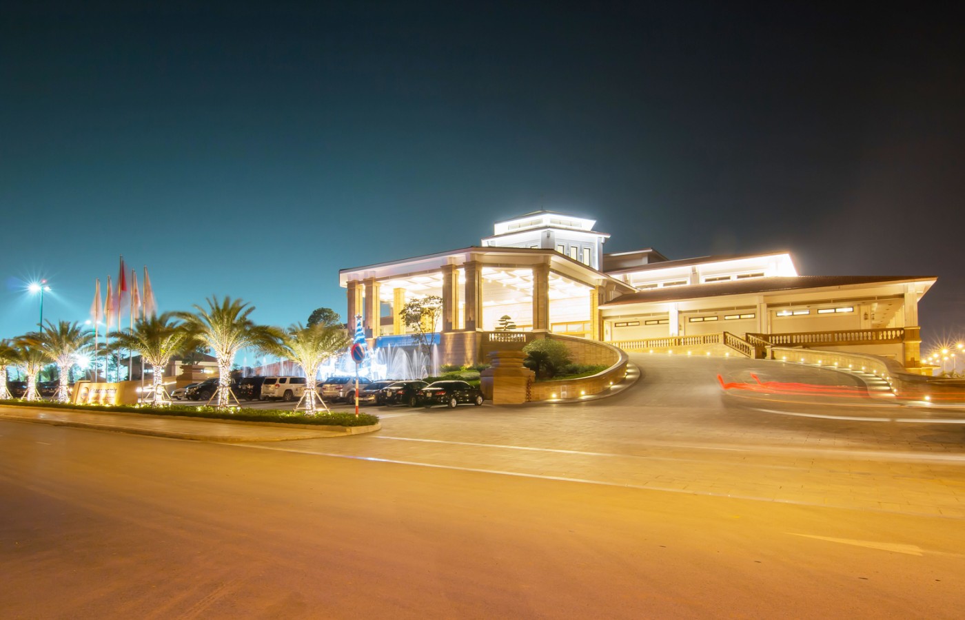 LONG BIEN GOLF COURSE