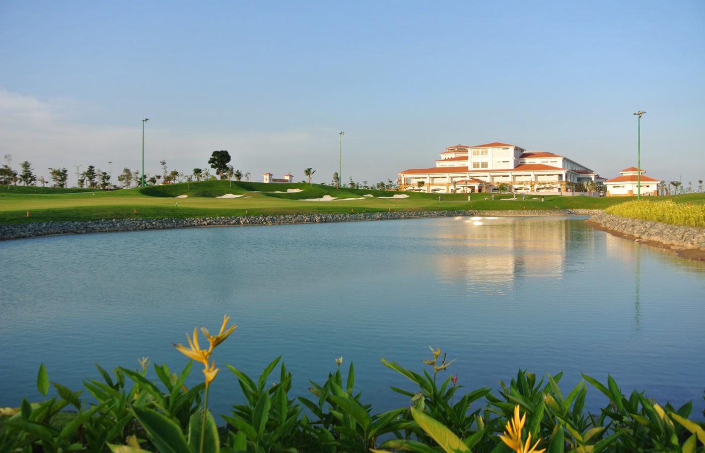 LONG BIEN GOLF COURSE