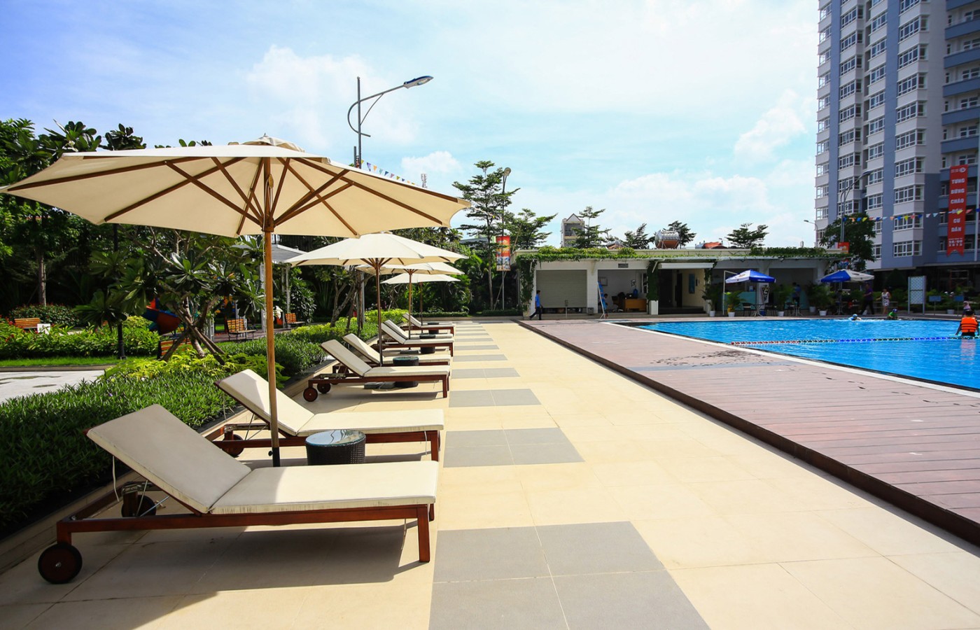 HIM LAM CHO LON APARTMENT